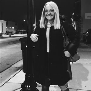 Meet your Posher, Hailey